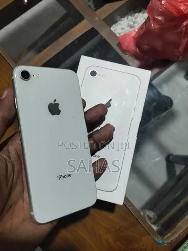 Apple iPhone 8 256GB (Used)
