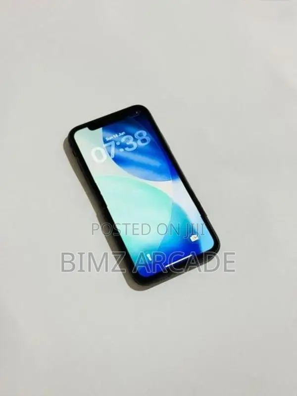 Apple iPhone 11 128GB (Used)