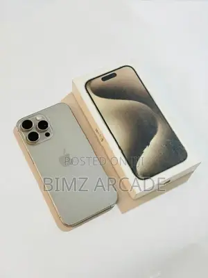 Apple iPhone 15 Pro Max 256GB (Used)