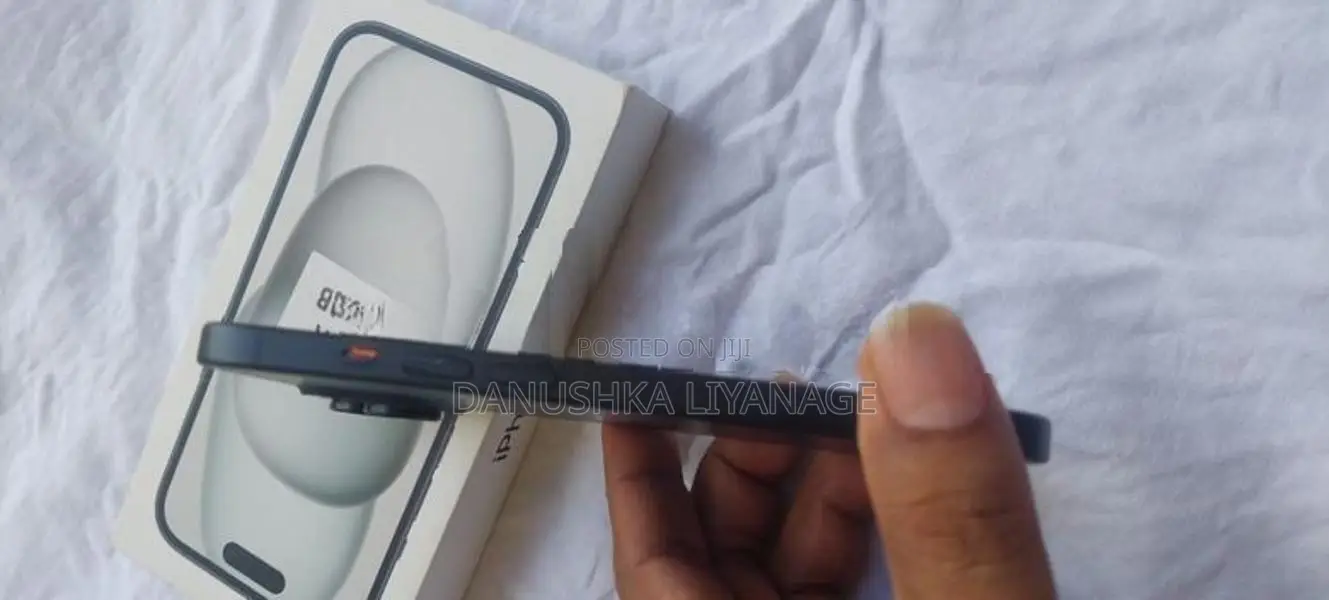 Apple iPhone 15 (Used)