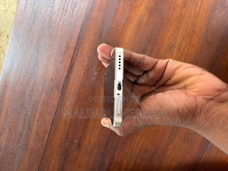 Honor 400 5G (Used)