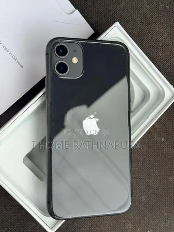 Apple iPhone 11 black (Used)