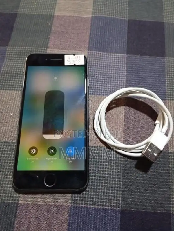 Apple iPhone 8 256gb (Used)