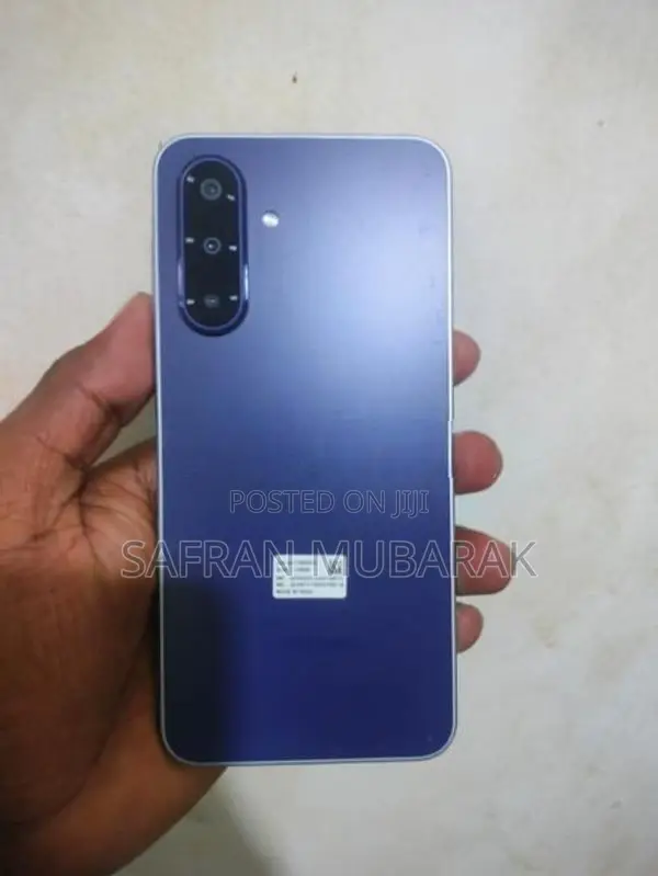 Samsung Galaxy M17 (Used)