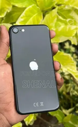 Apple iPhone SE 2 64GB (Used)