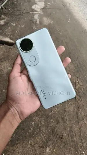 VIVO V50E (Used)