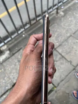 Apple iPhone 11 Pro (Used)