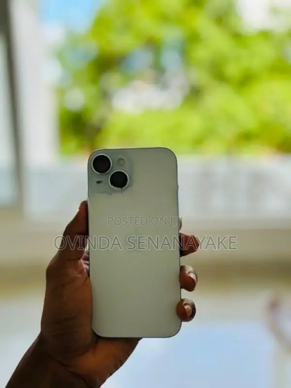 Apple iPhone 15 (Used)