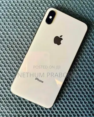Apple iPhone XS (Used)