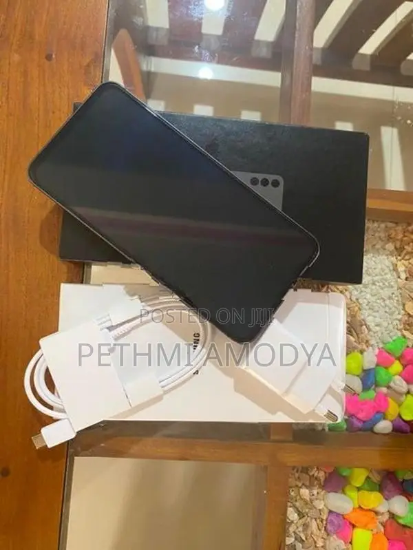 Samsung Galaxy S24 FE (Used)