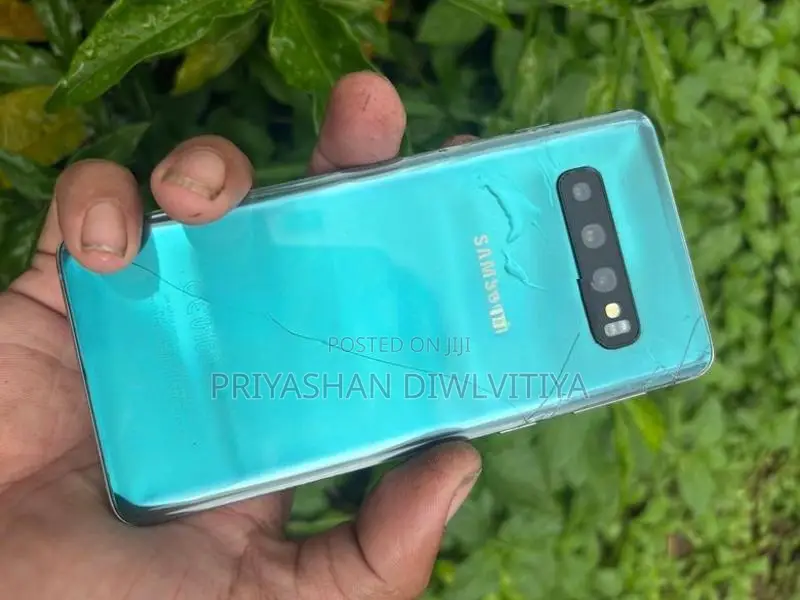 Samsung Galaxy S10 8gb 128g (Used)