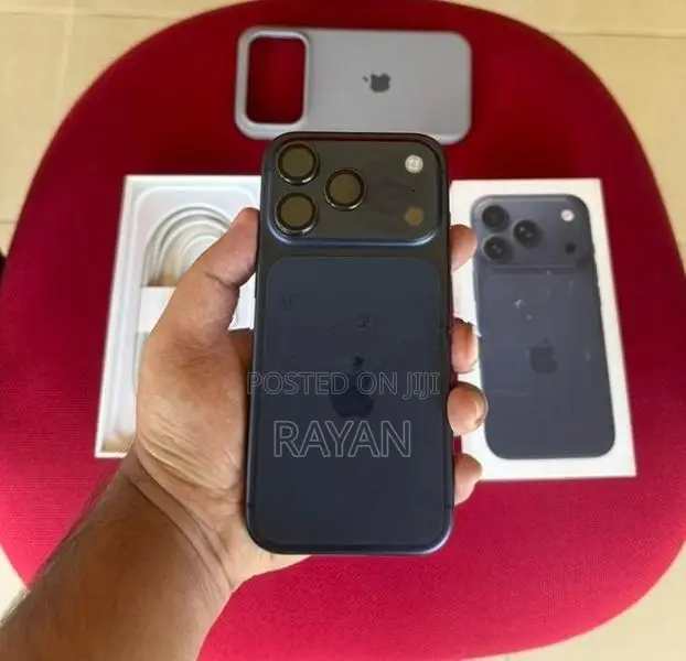 Apple iPhone 17 Pro 256GB Blue (Used)