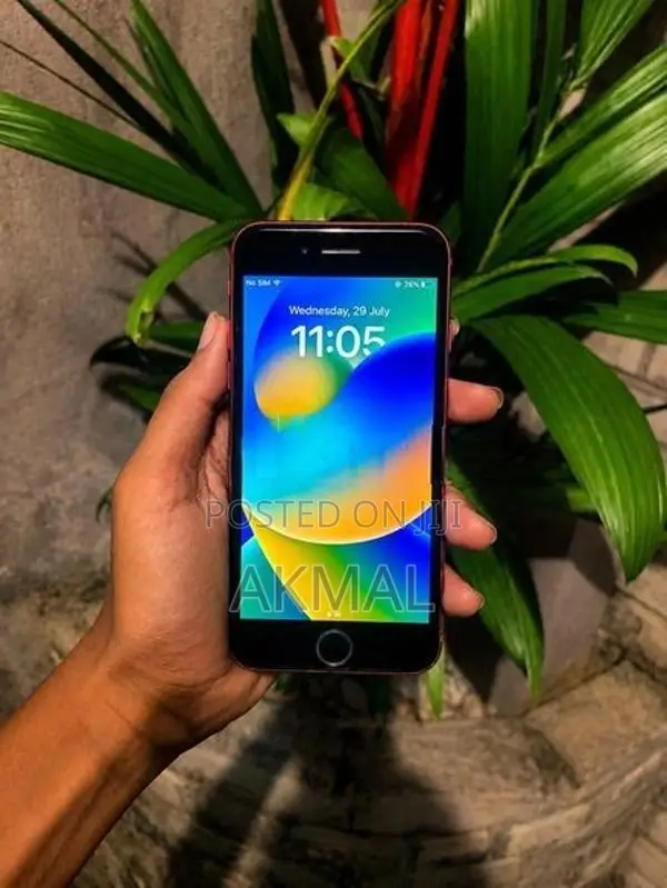 Apple iPhone 8 (Used)
