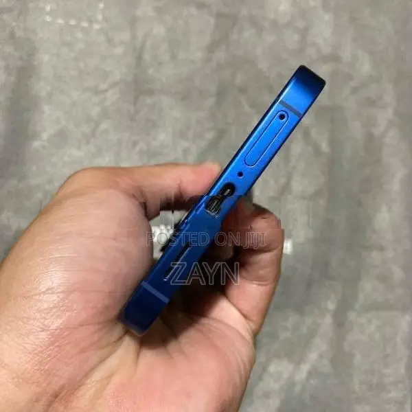 Samsung Galaxy S25 (Used)