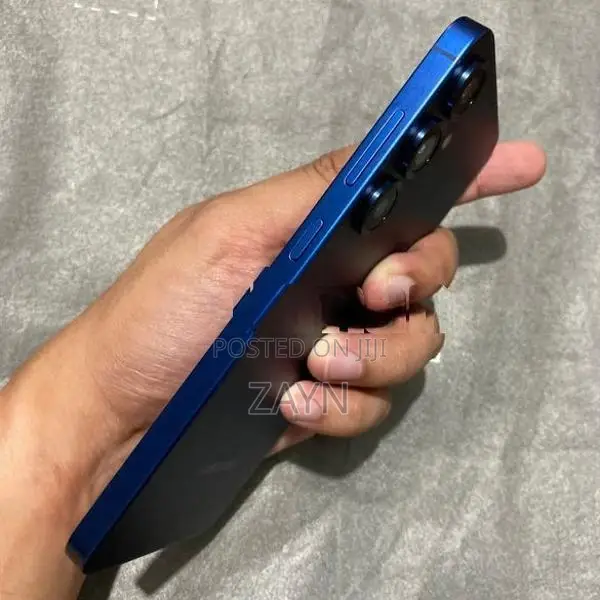 Samsung Galaxy S25 (Used)