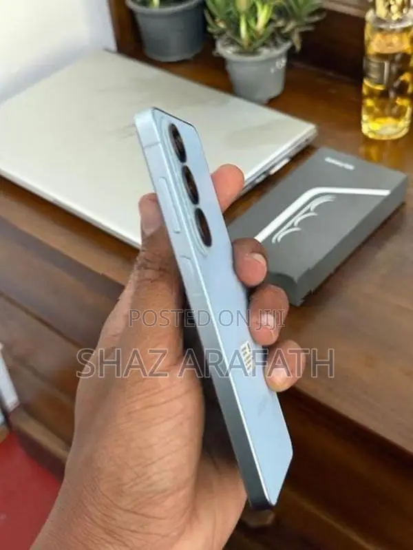 Samsung Galaxy S26 (Used)