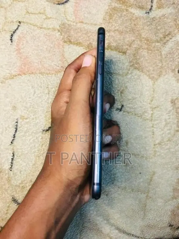 Apple iPhone 8 Plus 64GB (Used)