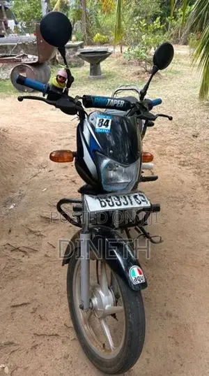Bajaj CT100 2024