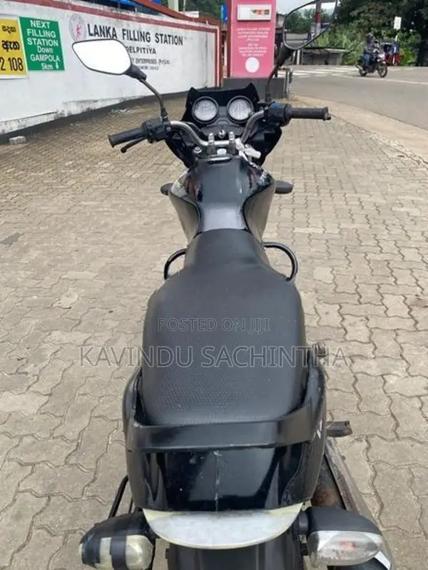 Bajaj Discover 150 2010