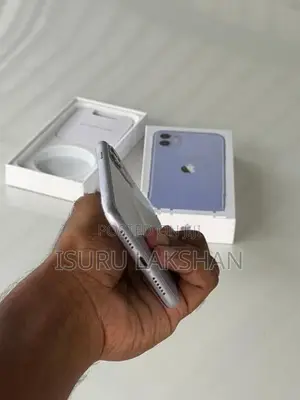 Apple iPhone 11 256GB (Used)