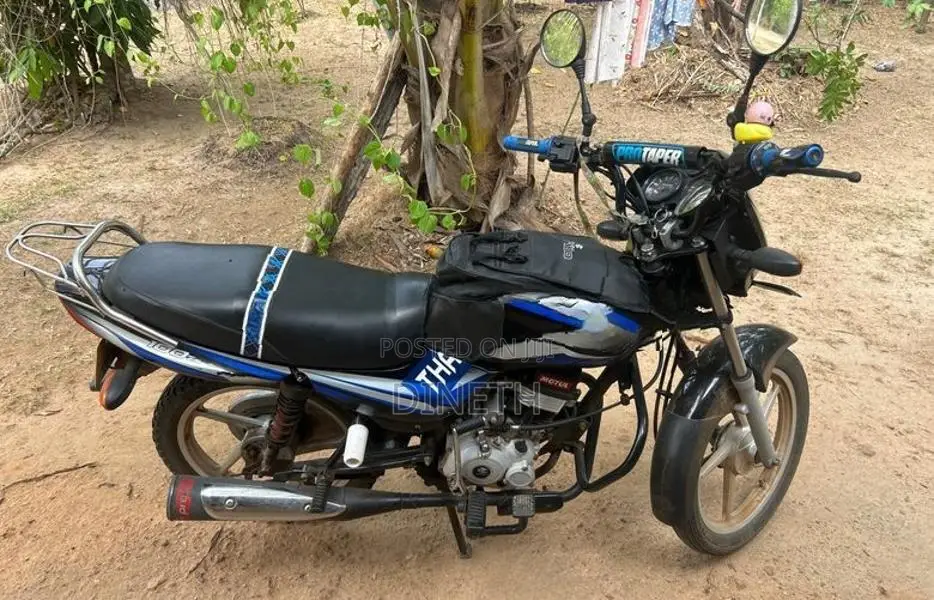 Bajaj CT100 2024