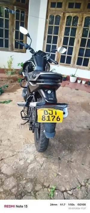 TVS Raider 125 Black 2025