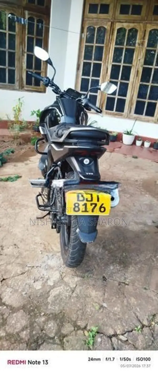 TVS Raider 125 Black 2025