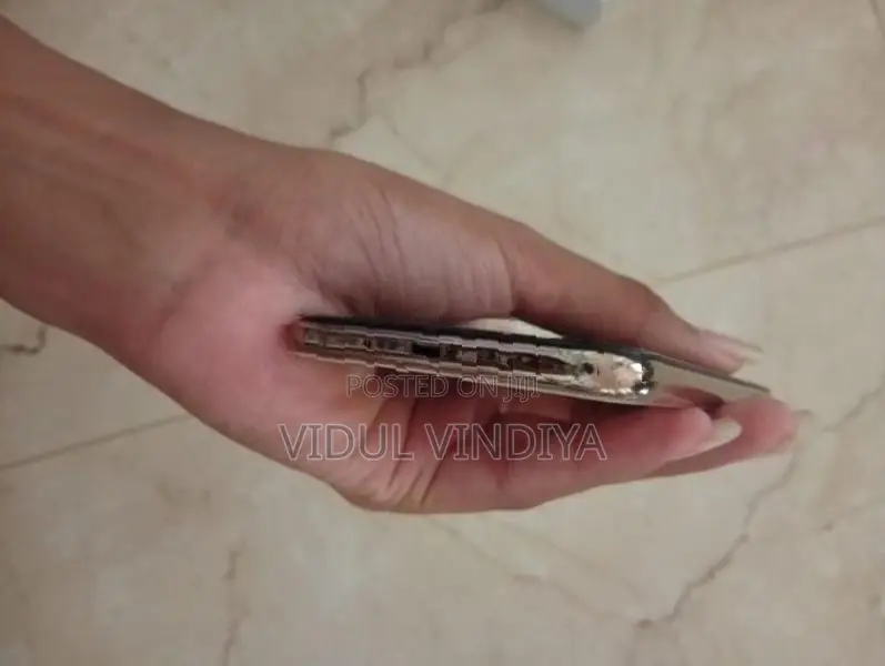 Apple iPhone XS (Used)