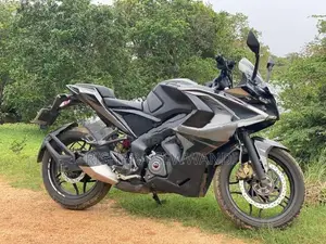Bajaj Pulsar RS200 2018