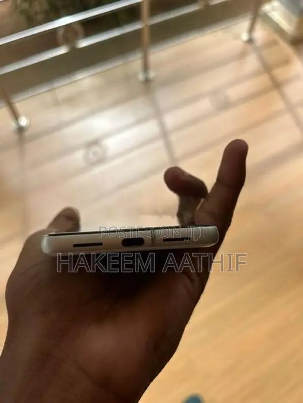 Google Pixel 7 cheese 🧀 (Used)