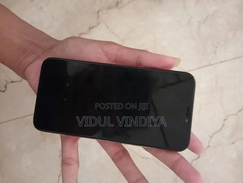 Apple iPhone XS (Used)