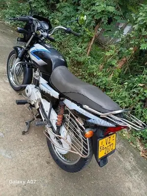 Bajaj CT100 2010