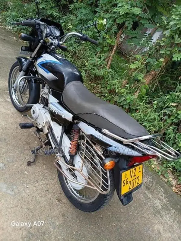 Bajaj CT100 2010