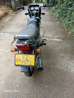 Bajaj CT100 2010