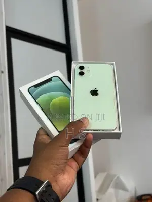 Apple iPhone 12 128GB (Used)