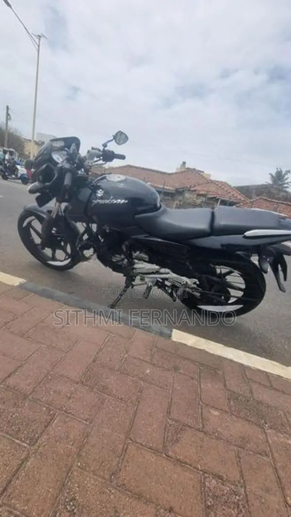 Bajaj Pulsar 180 2010