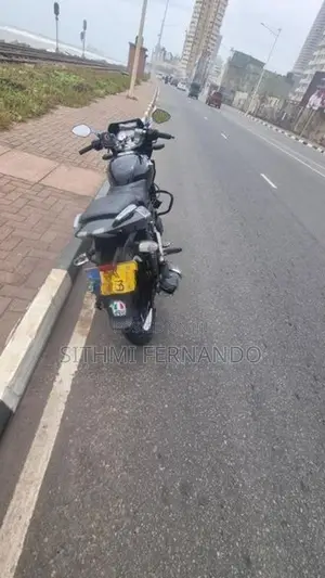 Bajaj Pulsar 180 2010
