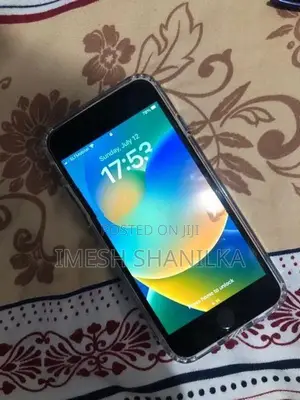 Apple iPhone 8 (Used)