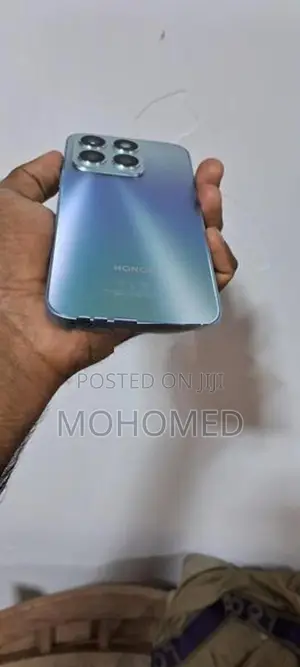 Honor honar x8b (Used)