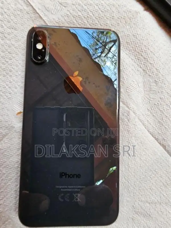 Apple iPhone XS (Used)