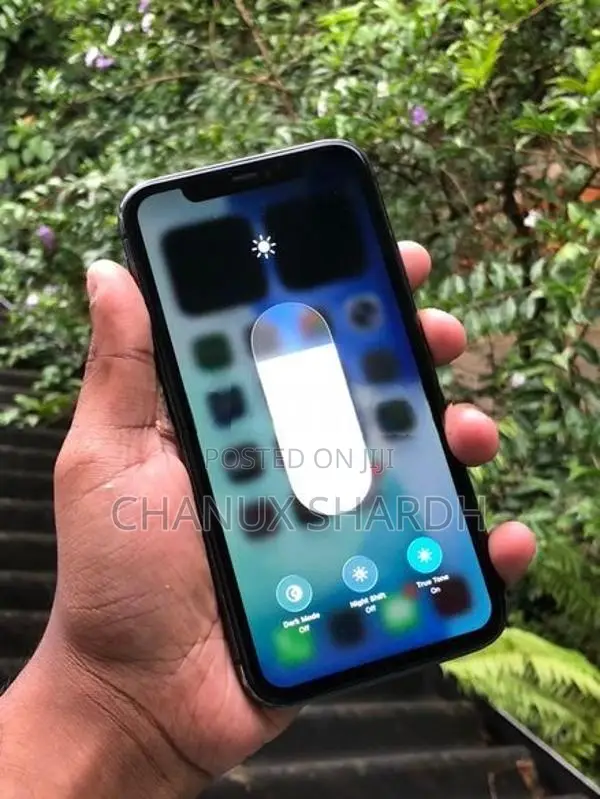 Apple iPhone 11 (Used)