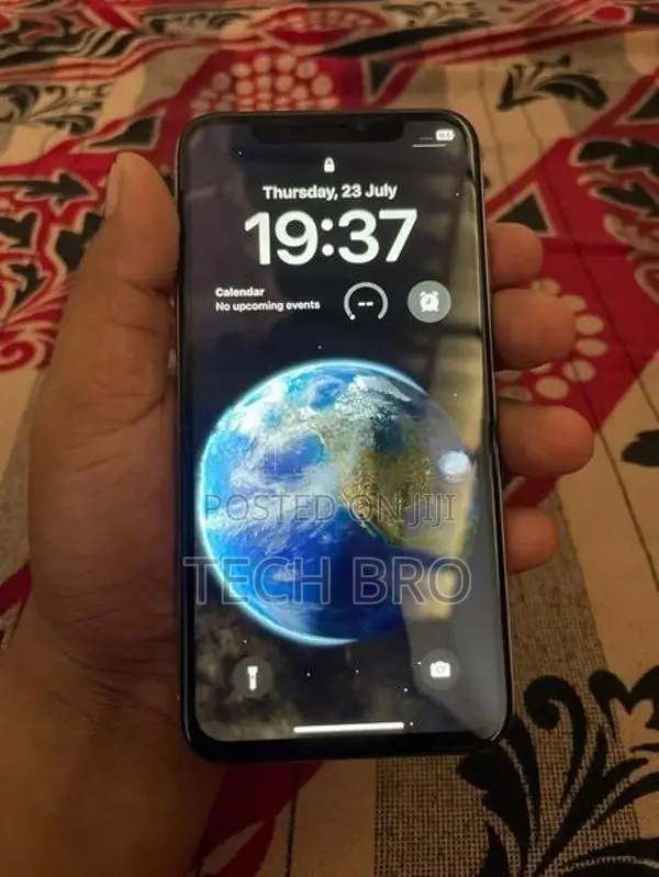 Apple iPhone X 256GB (Used)