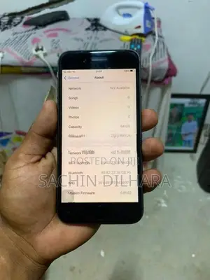 Apple iPhone 8 (Used)