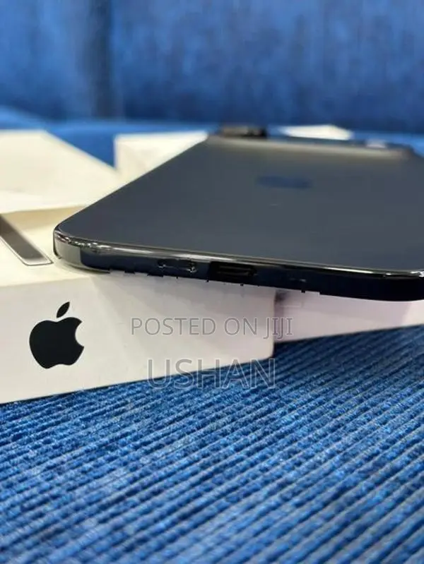 Apple iPhone 17 Air (Used)