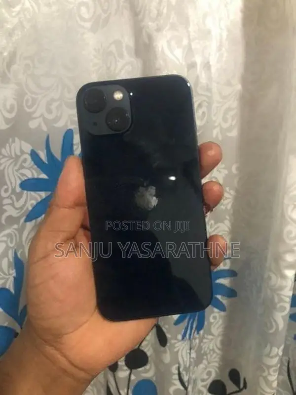 Apple iPhone 13 255GB (Used)
