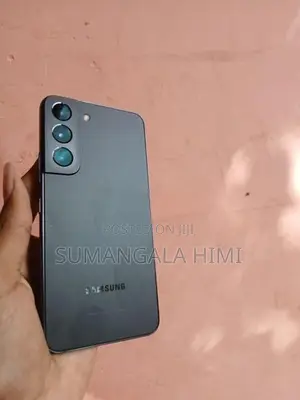 Samsung Galaxy S22 (Used)