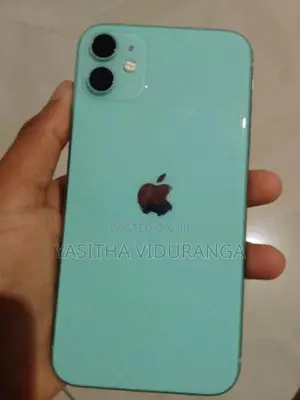 Apple iPhone 11 (Used)