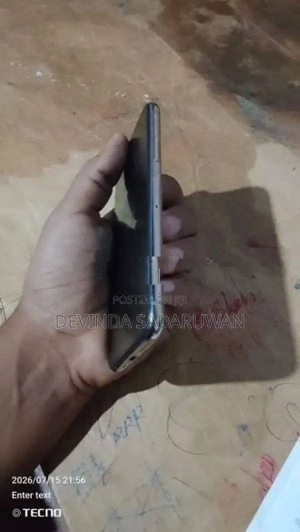 Apple iPhone XS (Used)