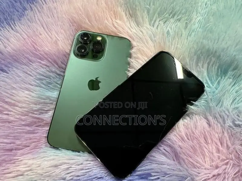 Apple iPhone 13 Pro camera unknown part (Used)