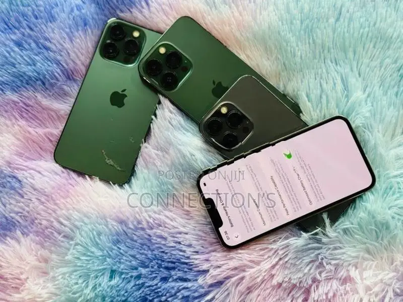 Apple iPhone 13 Pro camera unknown part (Used)